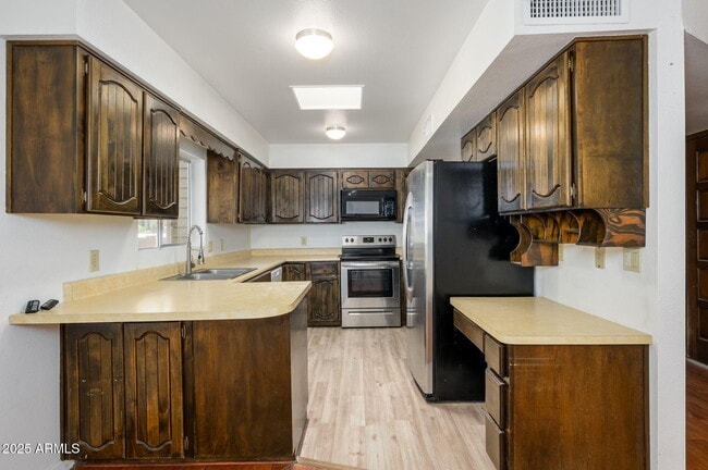 Building Photo - 17316 Valloroso Dr