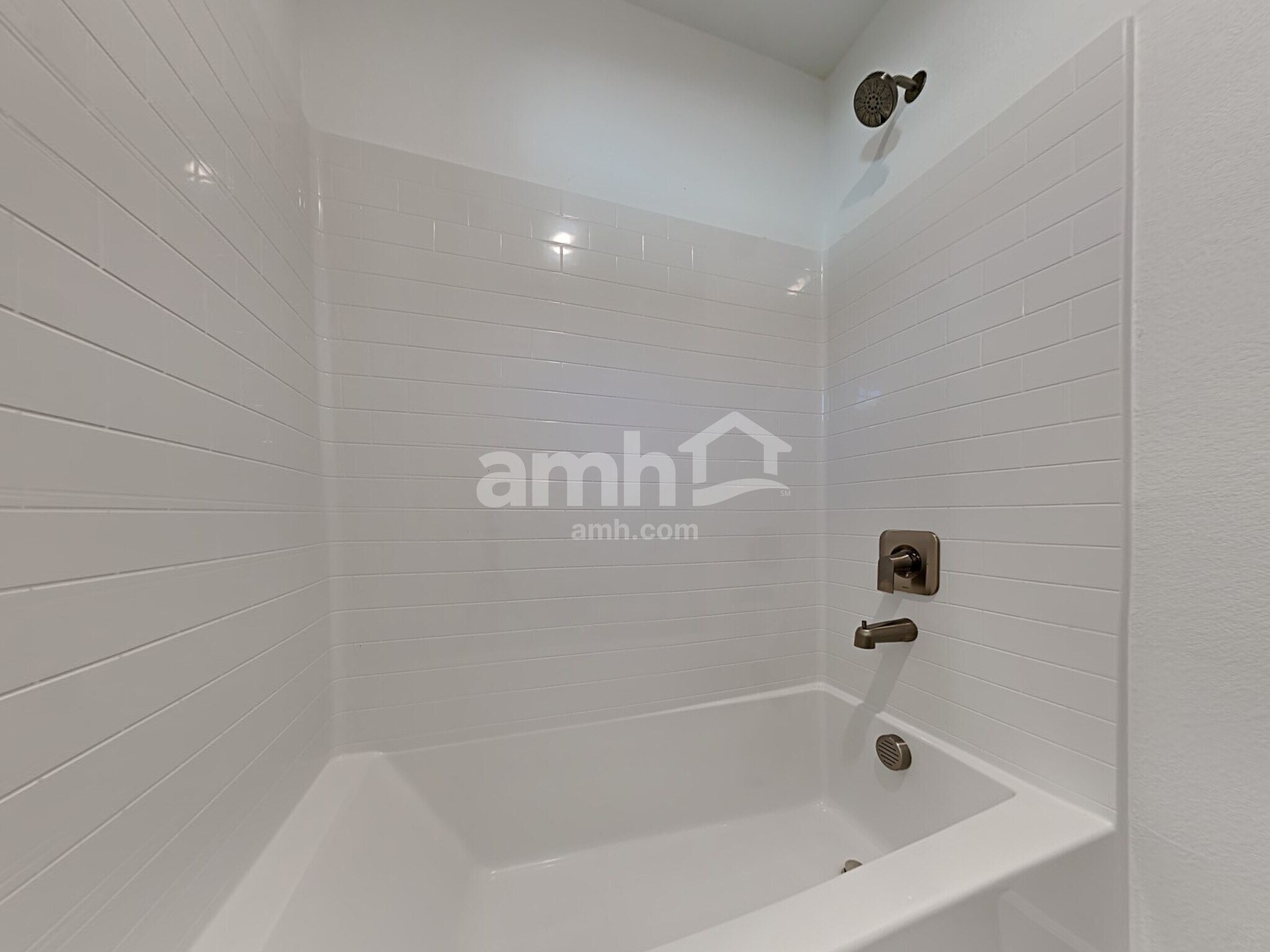 Building Photo - 13827 E 101st Ave