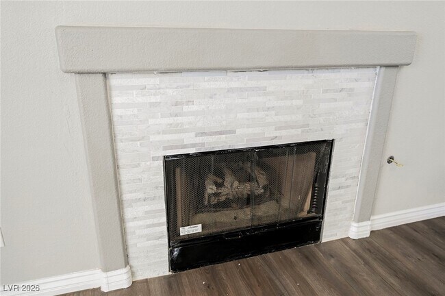 Building Photo - 875 Wallach Ave