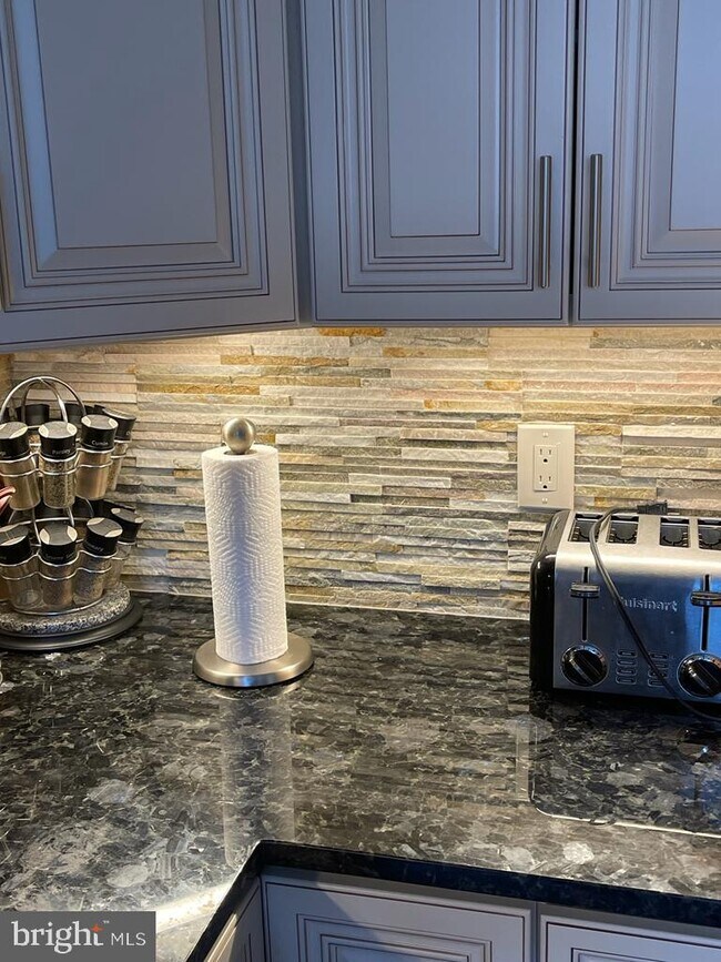 Building Photo - 2016 Headlands Cir