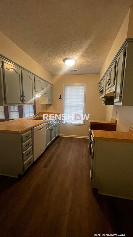 Building Photo - 4736 Mallard Ridge Dr