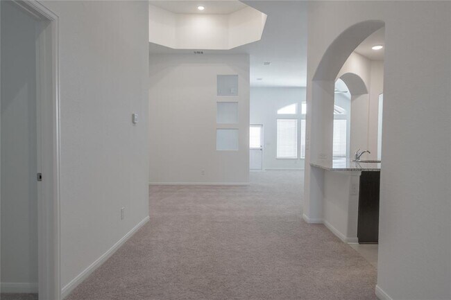 Building Photo - 313 Sonbria Pass