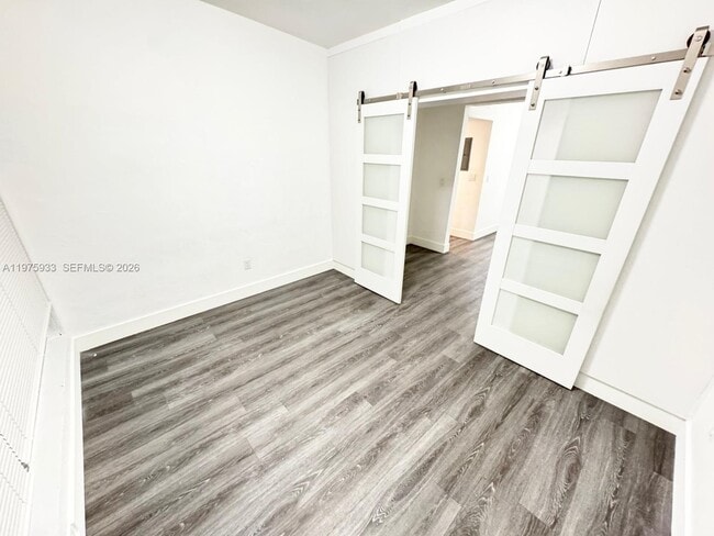 Building Photo - 7435 Byron Ave