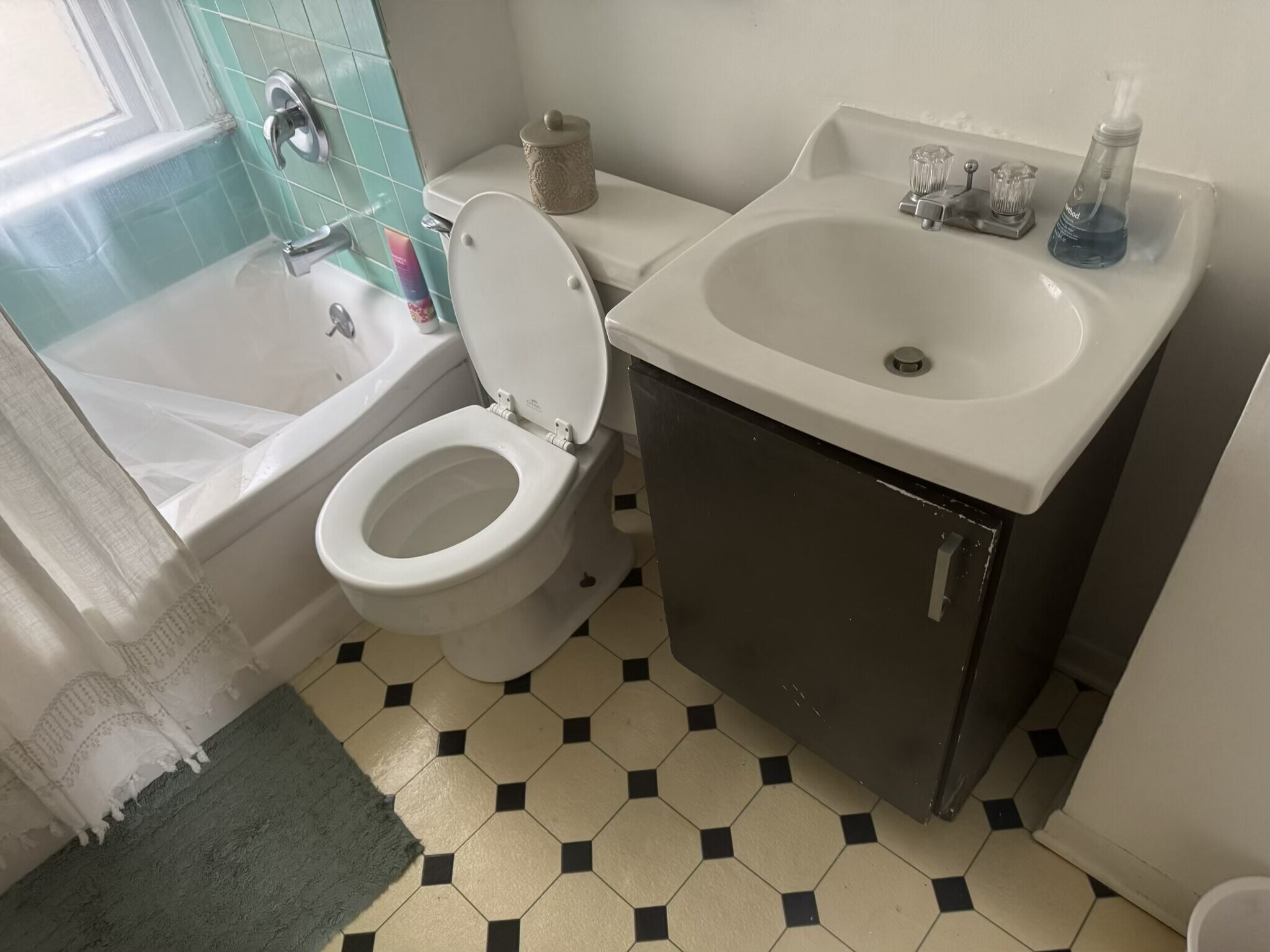 Bathroom - 57 Florence Ave
