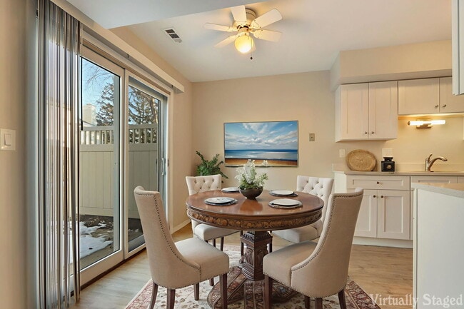 Building Photo - 642 Whalom Ln