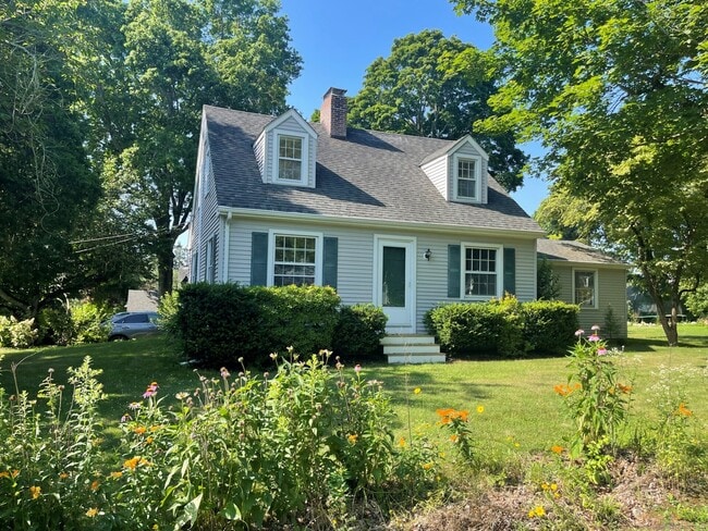 Primary Photo - 99 Bay View Ave