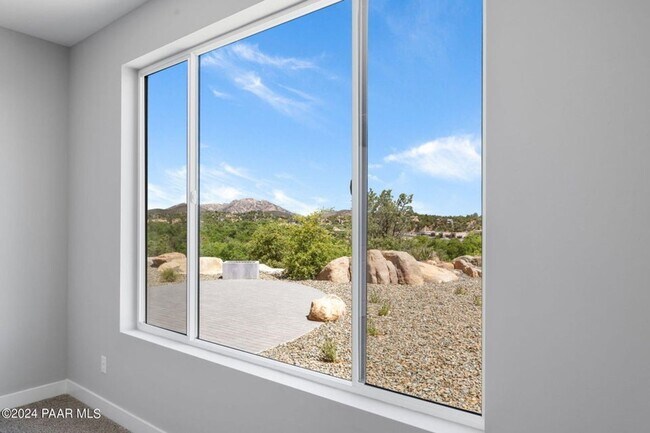 Building Photo - Beautiful Home in a Stunning 55+ Community...