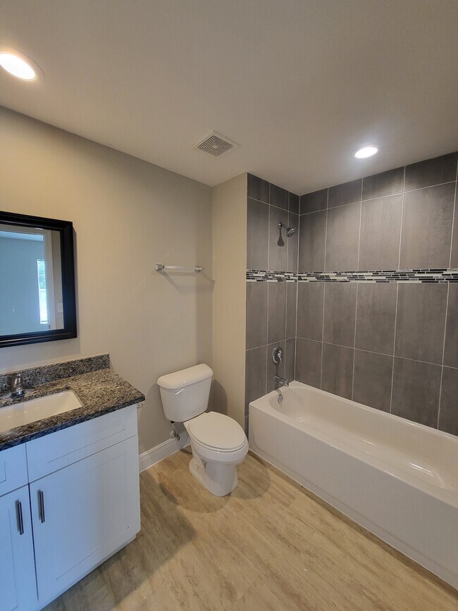 Building Photo - 9020 S Indio Cir