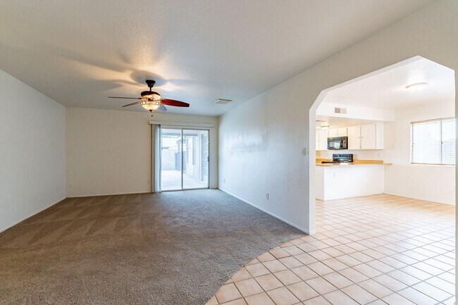 Building Photo - 4501 W Cinnabar Ave