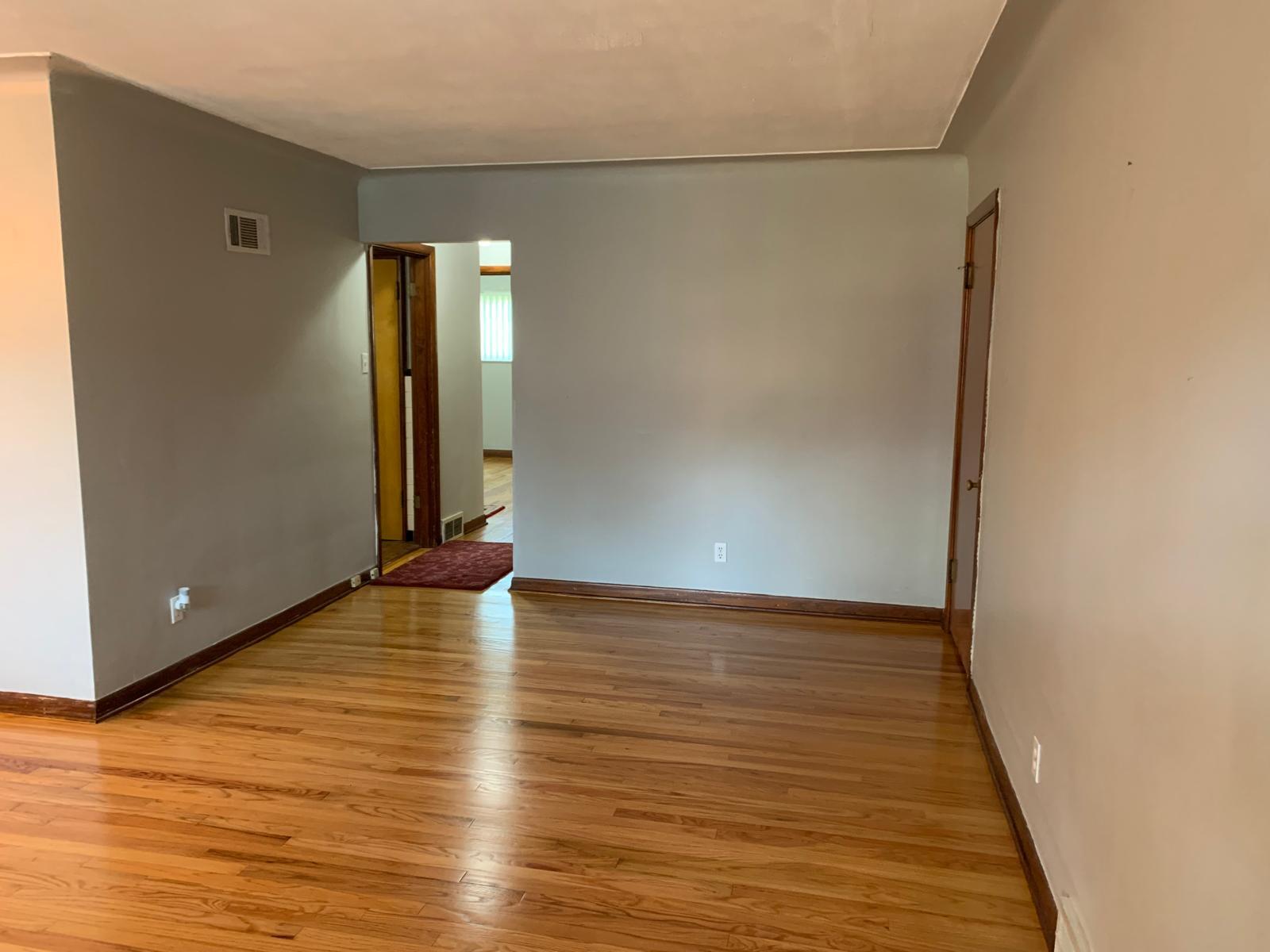 Living Room - 7109 Dartmouth Ave