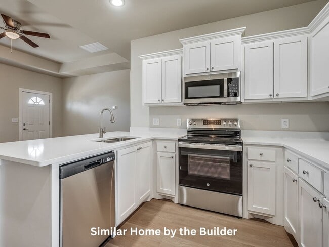 Building Photo - Modern 2-Bed, 2-Bath Rental Home in Chickasha, OK