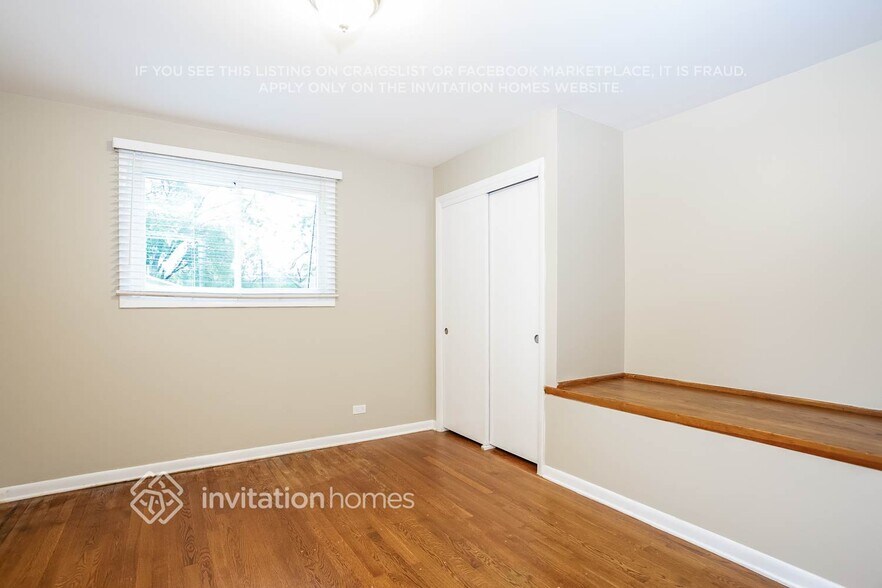 Building Photo - 14723 Menard Ave