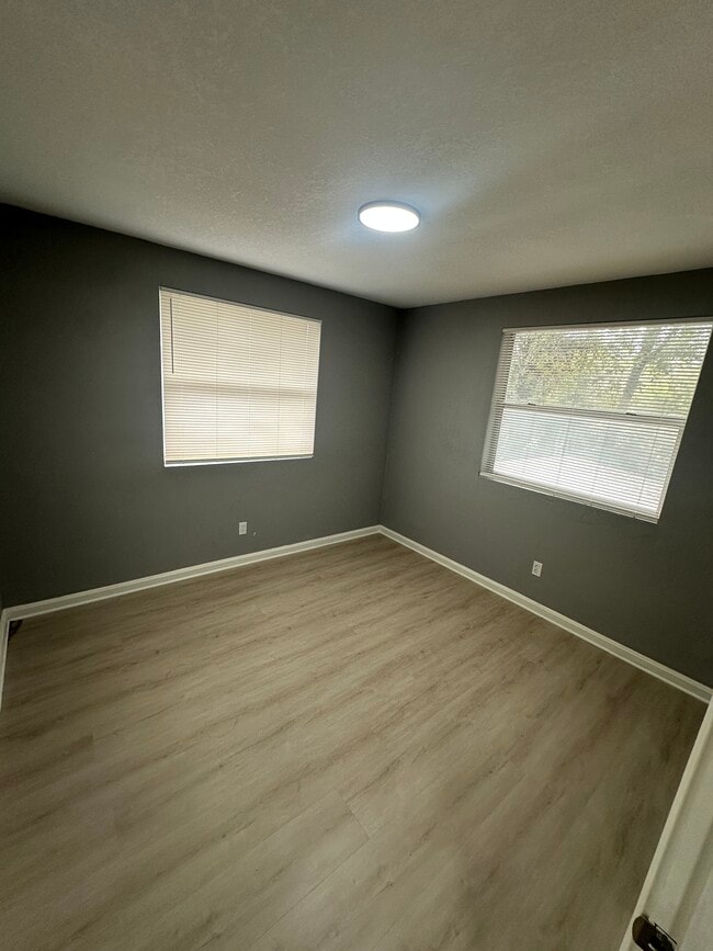 Building Photo - 3150 Belden Cir