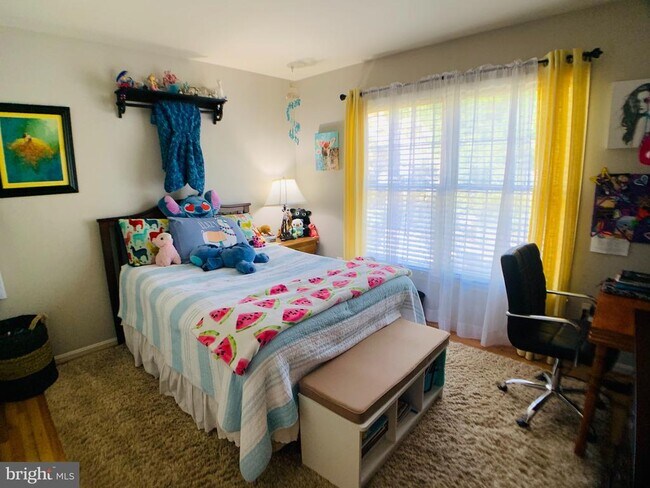 Building Photo - 8604 Oak Chase Cir