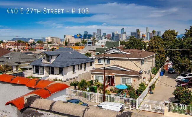 Building Photo - 440 E 27th St