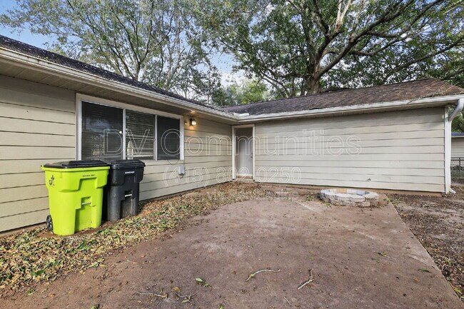 Building Photo - 3828 Avenue N