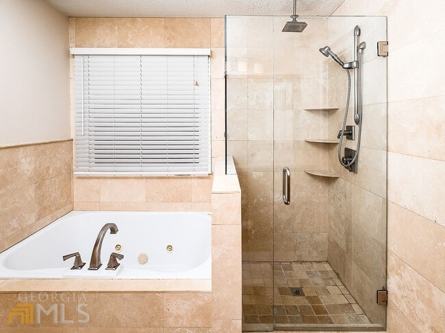 Building Photo - 570 Reed St SE