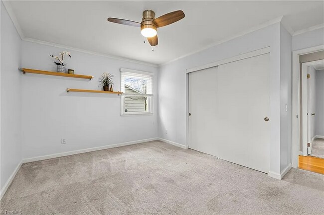 Building Photo - 1629 Ardsley St