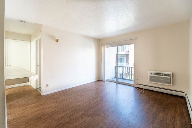 Building Photo - 8770 Galen Ct