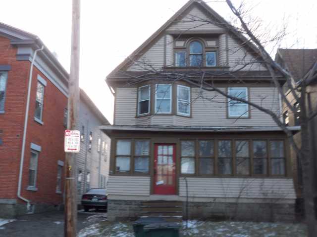 Primary Photo - 39 Madison St