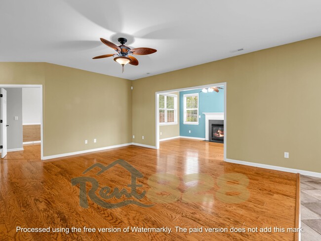 Building Photo - 243 Wildbriar Rd