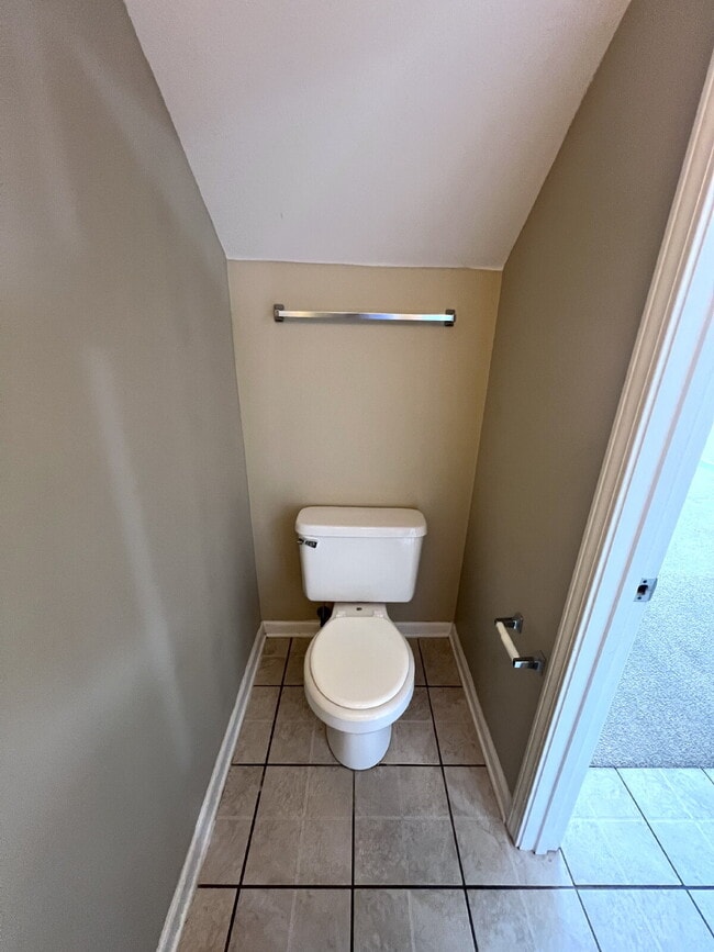 Building Photo - 793 D CHERRY BARK DR