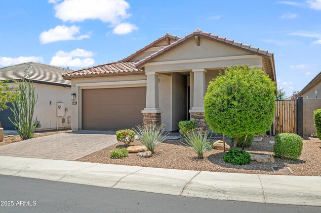 Building Photo - 6611 E Marisa Ln