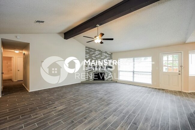 Building Photo - 9501 Chelmsford Dr
