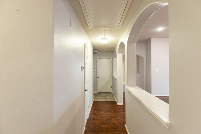 Building Photo - 24519 Red Bluff Tr