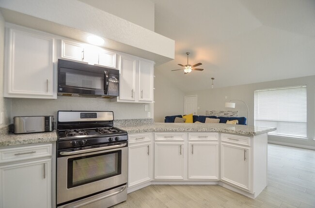 Building Photo - 2607 Harvest Moon Dr