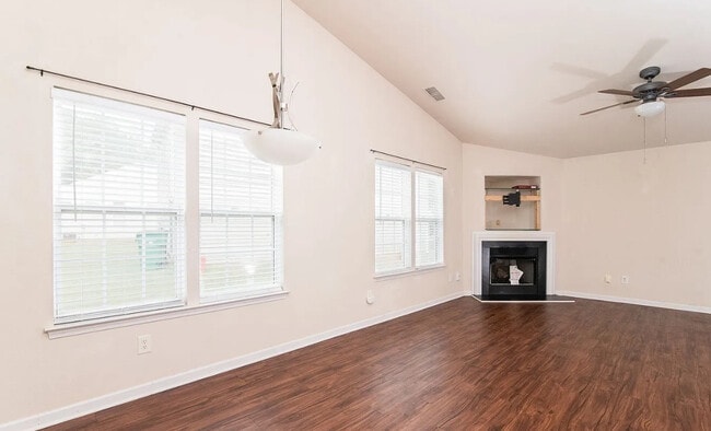 Building Photo - 2836 Oasis Ln