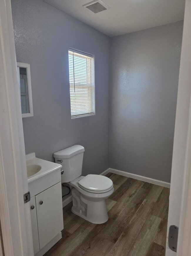 Building Photo - 3BR Home + Detached Studio / Guest Space on Large Lot with Storage!