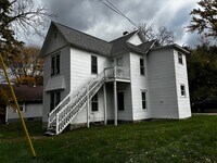 Building Photo - 129 Meachem Ave