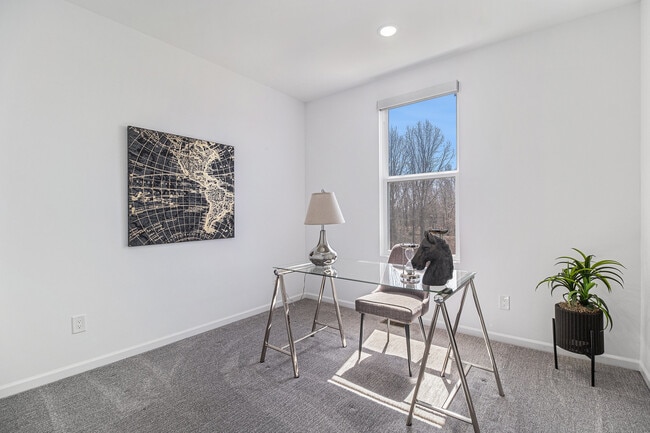 Building Photo - 2675 Ironton Dr