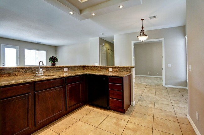 Building Photo - 7541 Prancing Pony Ct