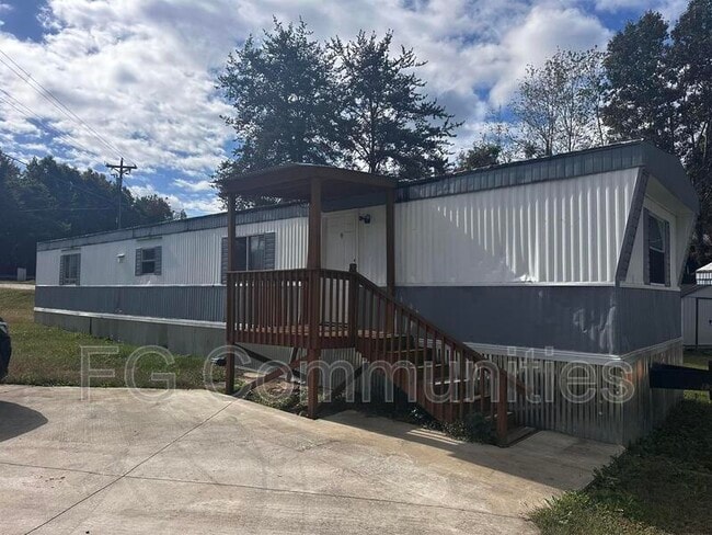 Building Photo - 1815 Conley Rd