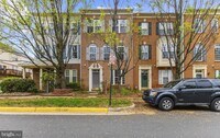 Building Photo - 46212 Walpole Terrace