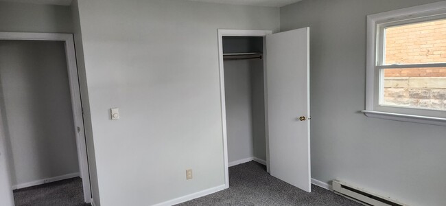 Building Photo - 320 Grant St