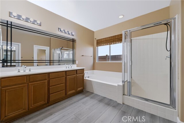 Building Photo - 1833 English Oak Way