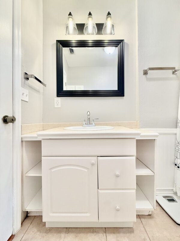 Building Photo - 909 W Fribley St