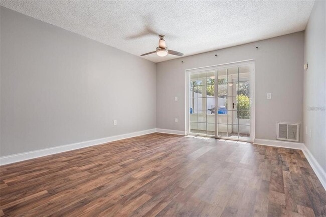 Building Photo - 364 Gloucester St