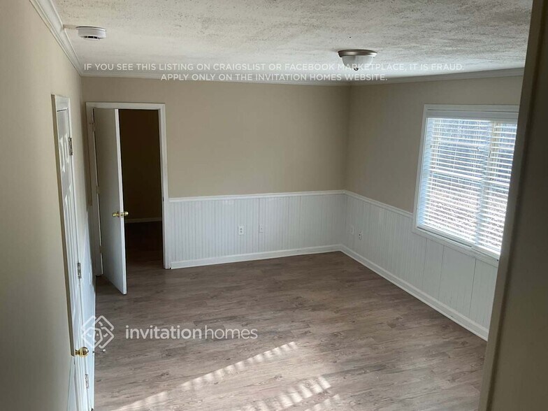 Building Photo - 71 Landmark Ct SW