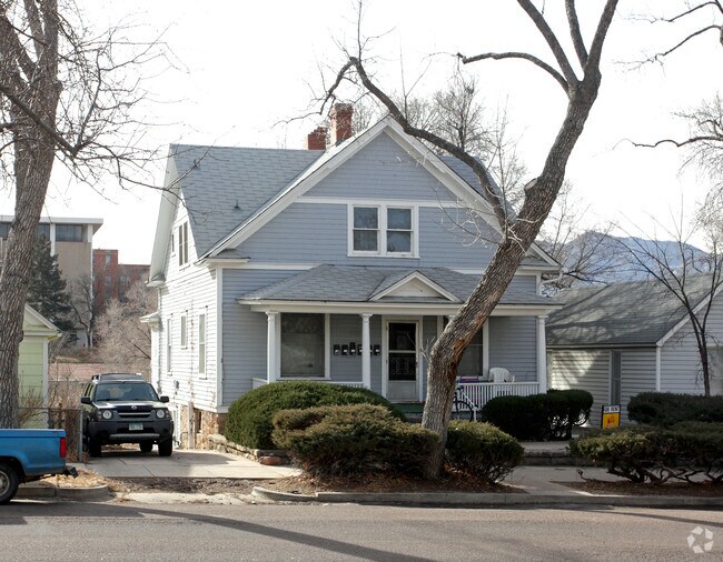 Primary Photo - 817 E Kiowa St