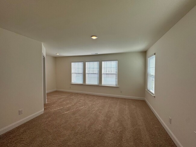 Building Photo - End Unit 3 Bed | 2.5 Bath New Construction...