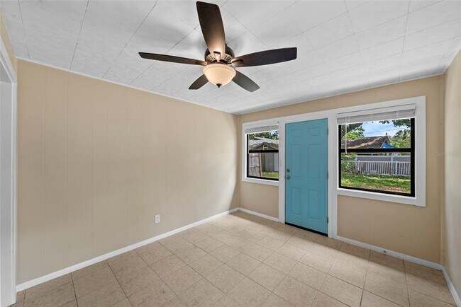 Building Photo - 1193 Bass Blvd