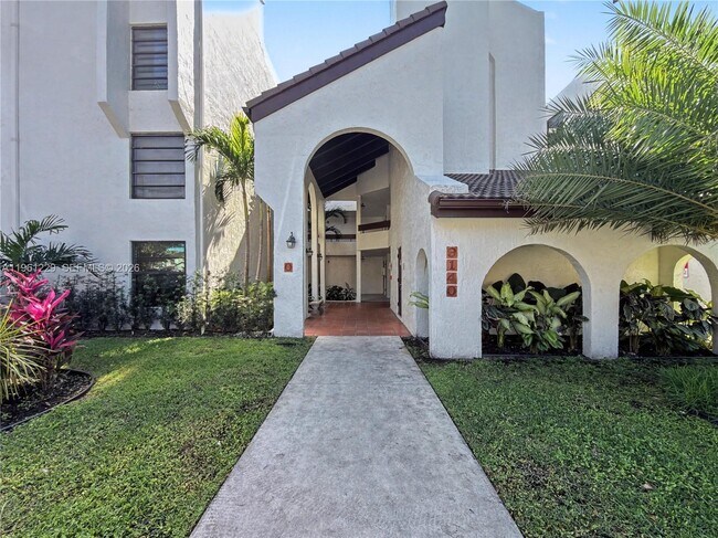 Building Photo - 9140 SW 123rd Ct