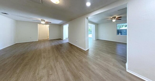 Building Photo - 5707 Quist Dr