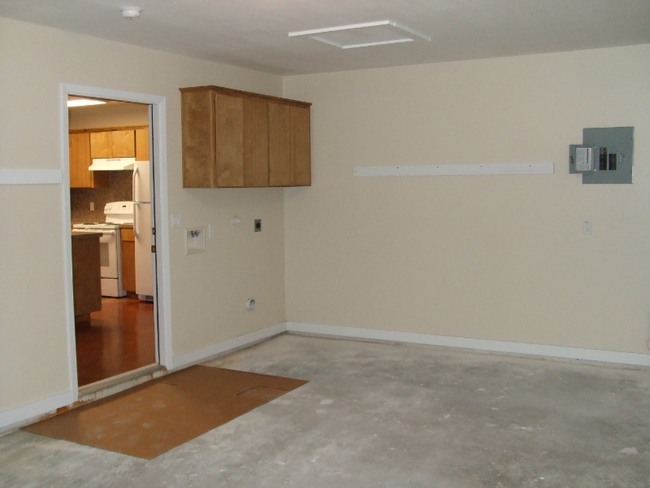 Building Photo - 1113 Gregory St