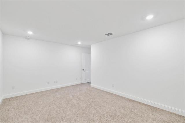 Building Photo - 1921 Bristol St