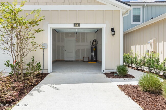 Building Photo - 64 Playa De Luna Ln